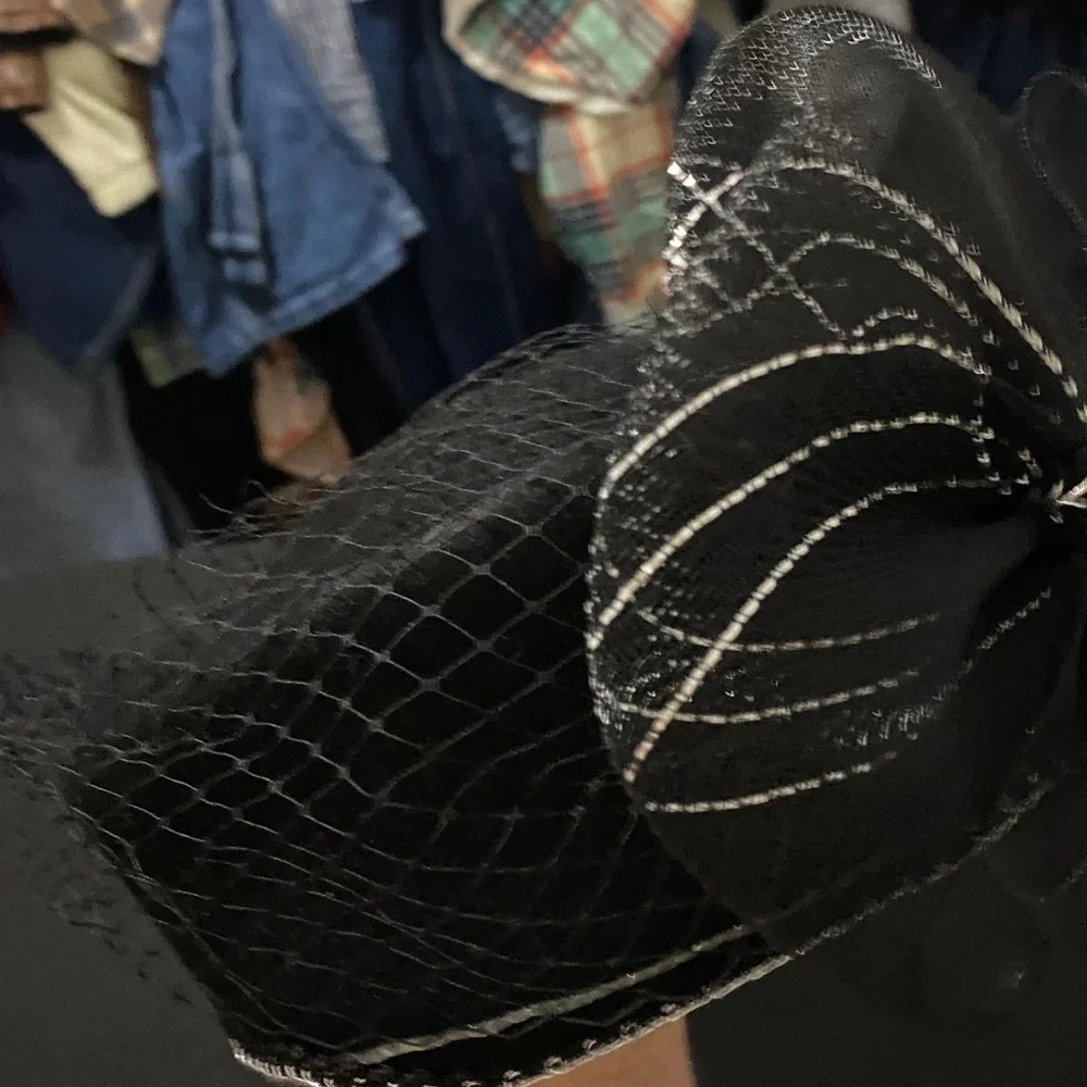 Elegant Black‎ Fascinator with Veil Bow accent silver trim no brand clean